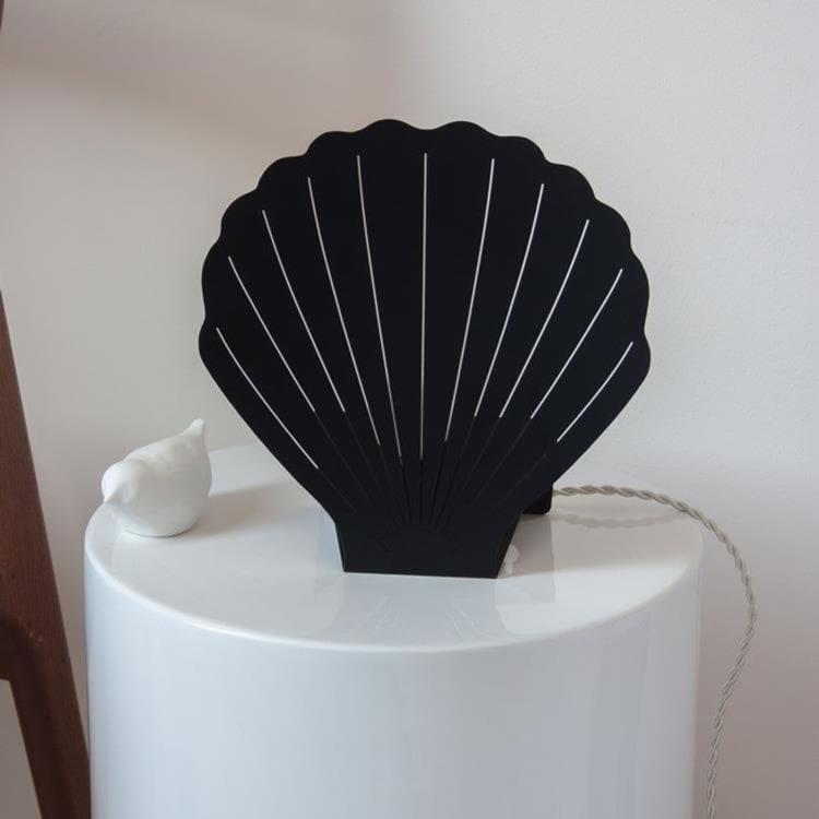 Applique murale / Lampe à poser en métal découpé forme Coquille avec prise H23cm SEASHELL Noir