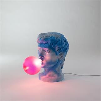WONDER TIMES Lampe à poser Statue bulle de chewing-gum Verre soufflé et  résine H40,5cm Blanc Seletti - LightOnline